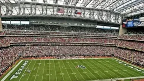 应对老龄化时代老年人健康服务需求的策略探讨